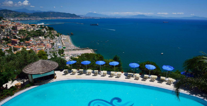 Amalfi - Luxurious hotel 1
